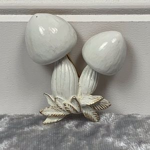 Napier Vintage Brooch Mushrooms White & Gold Tone